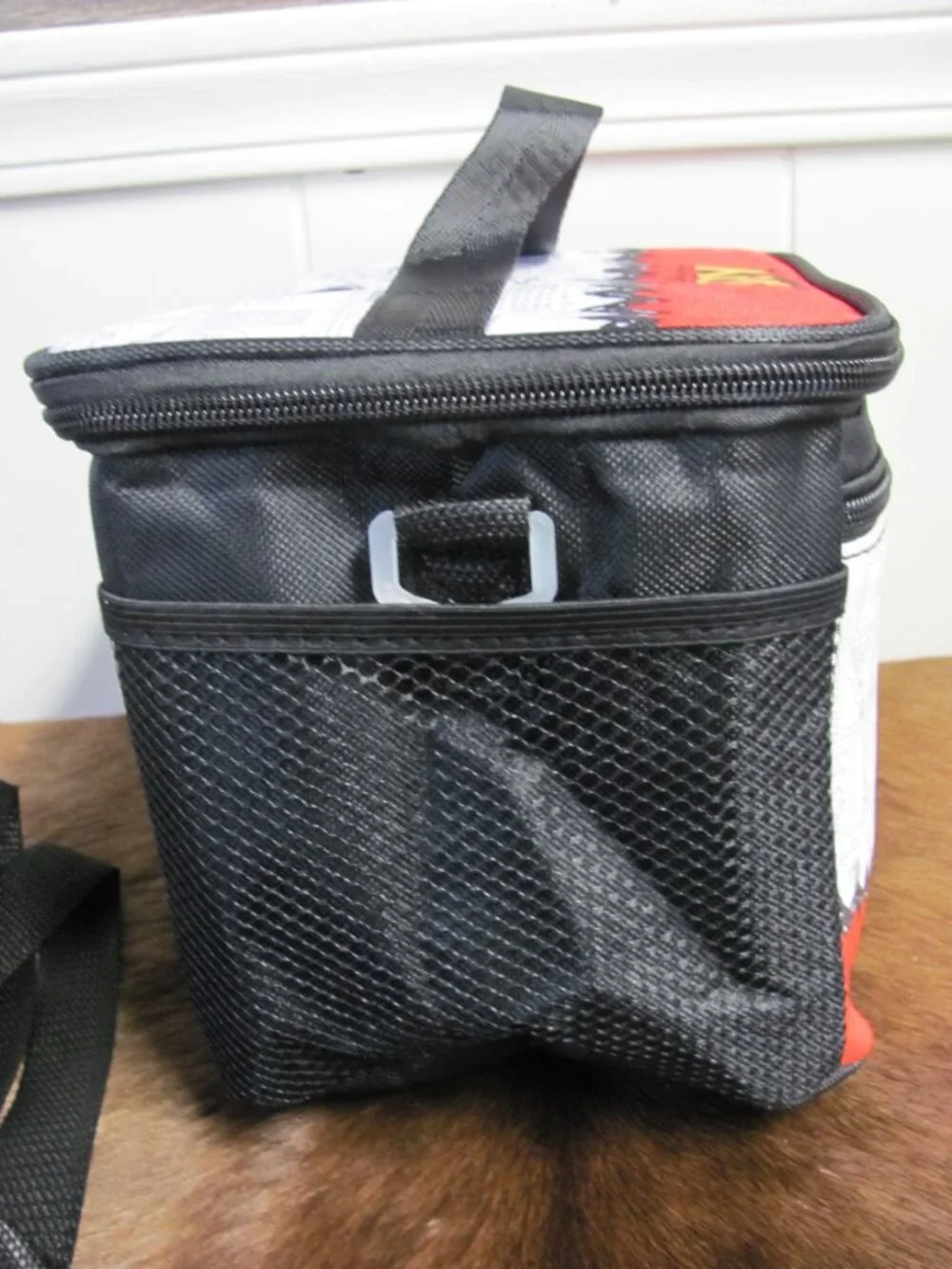 SNOOPY/RED BARON INSULATED LUNCH BAG WITH STRAP NIP